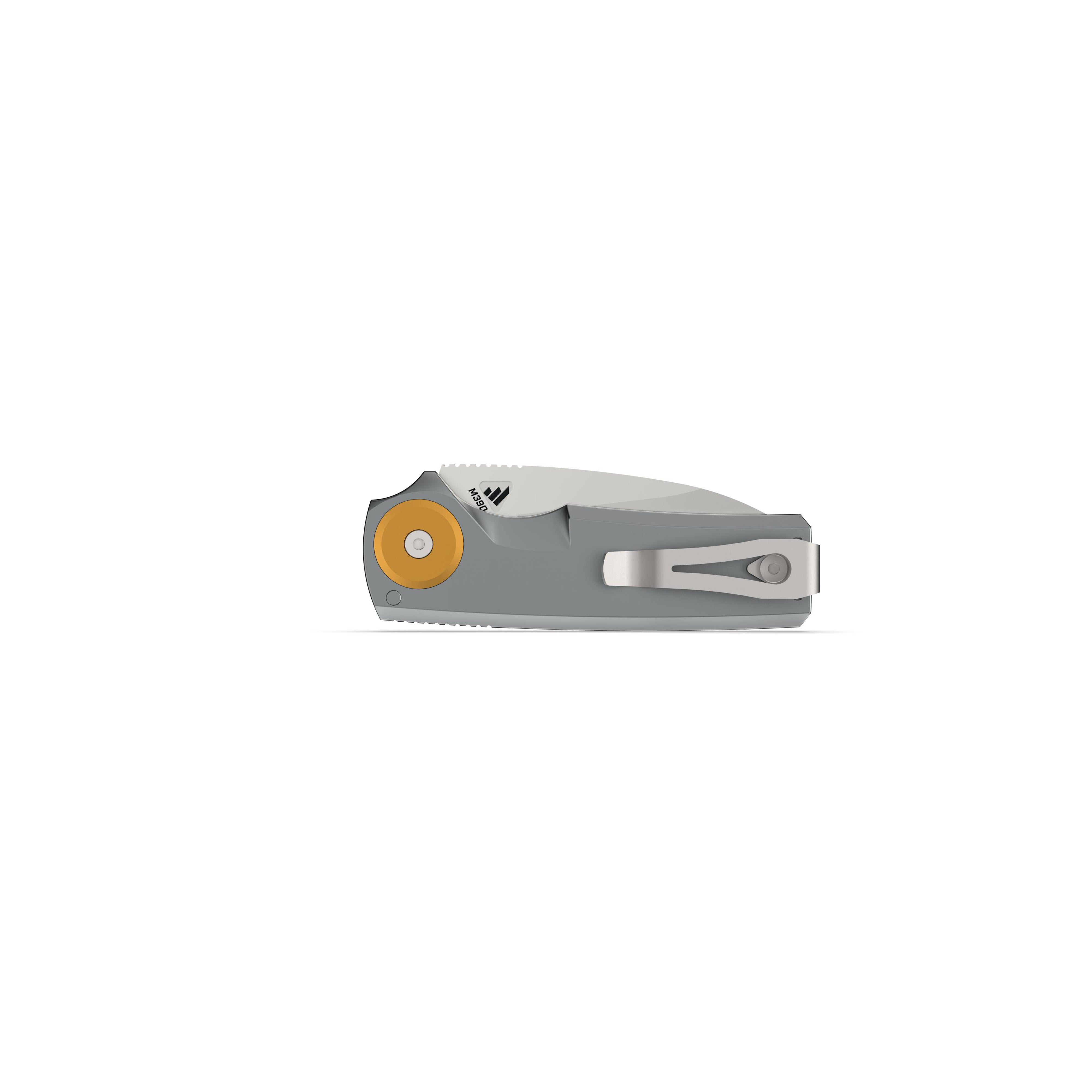 Folded view of RMX™ Compact Drop Point with grey magnesium handle and pocket clip