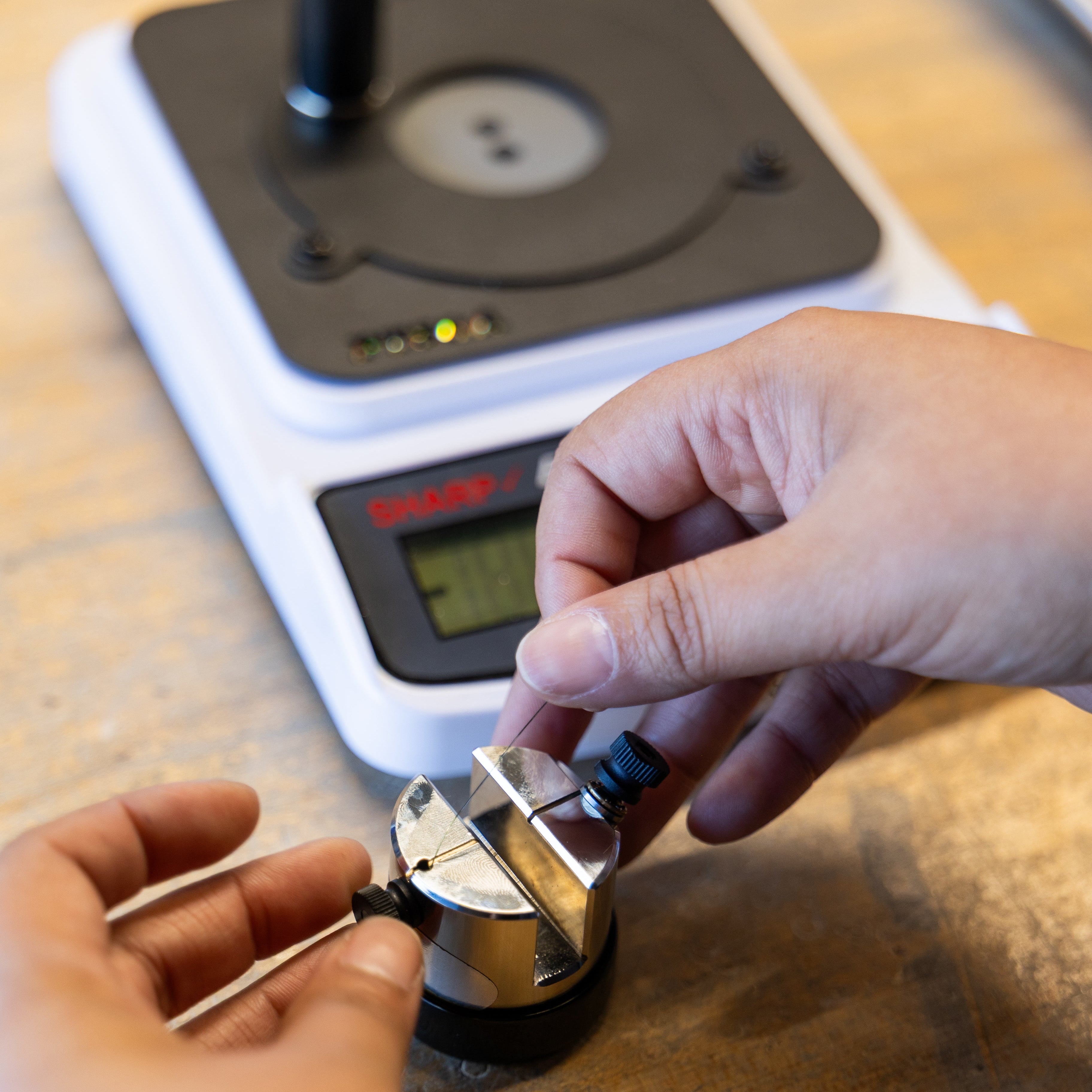 Edge On Up PT50A Industrial Sharpness Tester