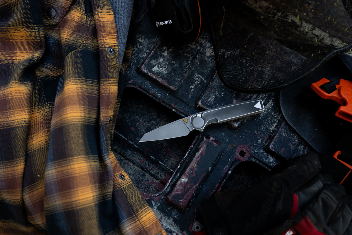 RMX™ Raw Magnesium Thumbstud Reverse Tanto | Reserves Series