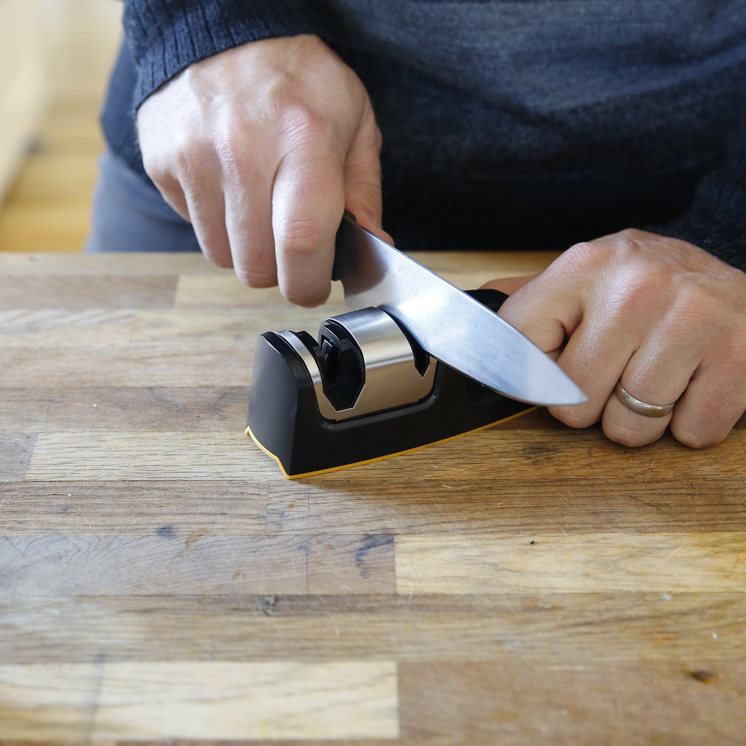 Kitchen Edge Knife Sharpener - Thumbnail 5