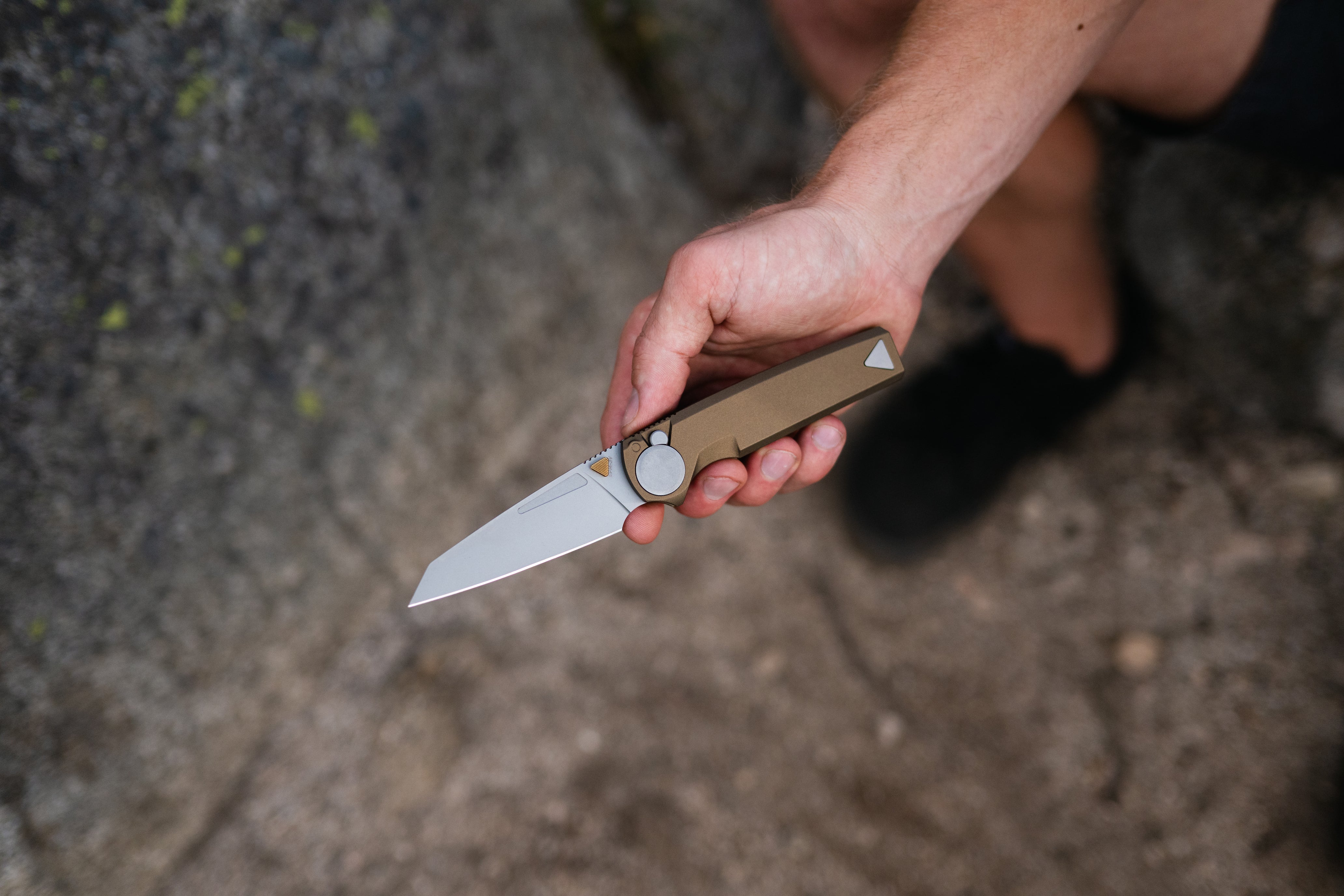 RMX™ Thumbstud Reverse Tanto, CPM-3V