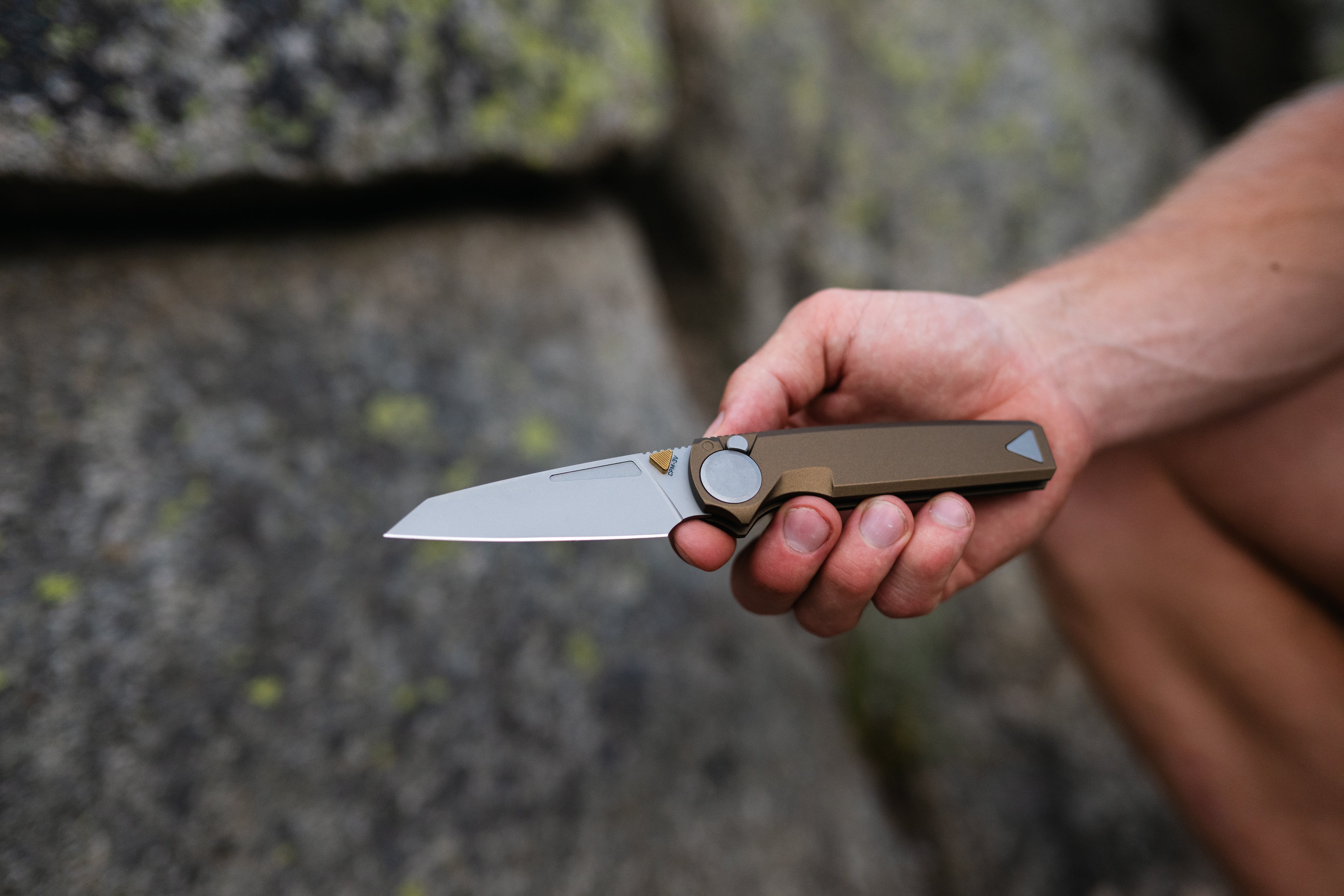 RMX™ Thumbstud Reverse Tanto, CPM-3V